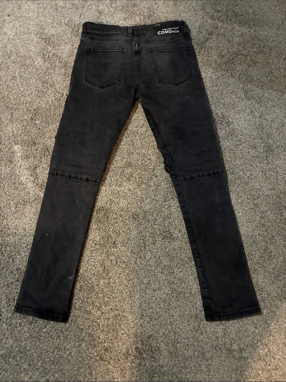 Men's Black Skinny Distressed Cargo Jeans